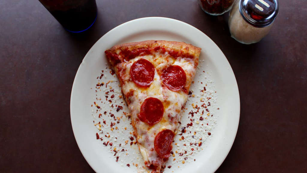 .-Spicy-Sausage,-Fennel-and-Roasted-Red-Pepper-Pizza---618.jpeg